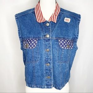 Vintage QUIZZ Jeans USA Flag Denim Vest Flag Pin